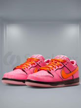 Nike SB Dunk Low Pro x Powerpuff Girls Blossom