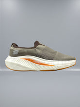 Skechers - Archfit Max Cushion