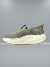 Skechers Archfit Slip-Ins Max Cushion