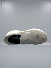 Skechers Hands Free Slip-ins Arch Fit