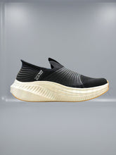 Skechers Hyper Burst Slip-Ins