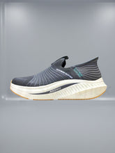 Skechers Hyper Burst Slip-Ins