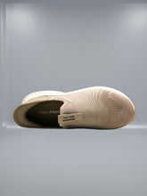 Skechers Hyper Burst Slip-Ins