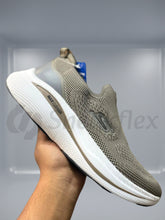 Skechers Max Cushion Max Slip-ins