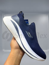 Skechers Max Cushion Max Slip-ins