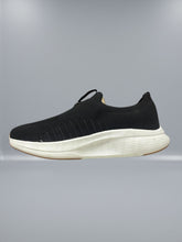 Skechers Max Cushion