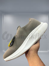 Skechers Max Cushion