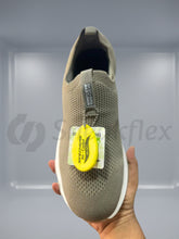 Skechers Max Cushion
