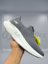 Skechers Max Cushion