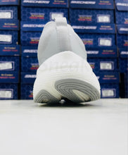 Skechers Max Cushioning Elite Slip-Ins Women's