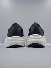 Skechers Max Cushioning Endeavour