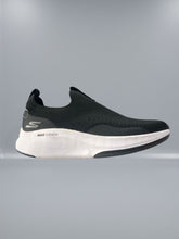 Skechers Max Cushion - Hot Streak