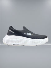Skechers Max Cushioning Endeavour - Sarasota