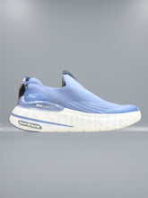 Skechers Max Cushioning Hyper Burst Smooth Strike