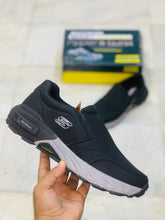 Sketchers - Max Protect