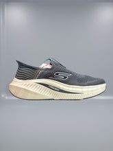 SK Arch Fit Slip-ins Comfort Sneakers