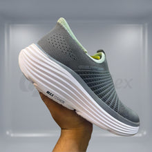 Skechers Slip-ins Max Cushioning Endeavour