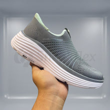 Skechers Slip-ins Max Cushioning Endeavour