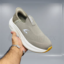 SKECHERS ULTRALIGHT