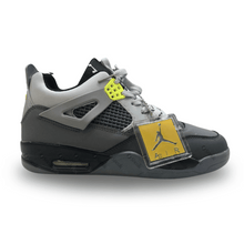 NKE Air Jordan 4 Retro