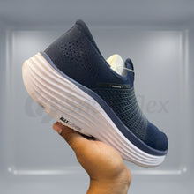 Skechers Slip-ins Max Cushioning Endeavour