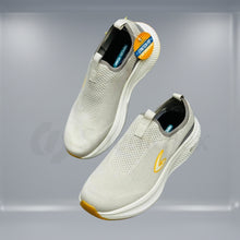 Skechers GO RUN HYPER BURST