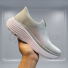 Skechers Slip-ins Max Cushioning Endeavour