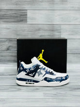 NKE - AIR JORDAN RETRO 4 LOUIS VUITTON