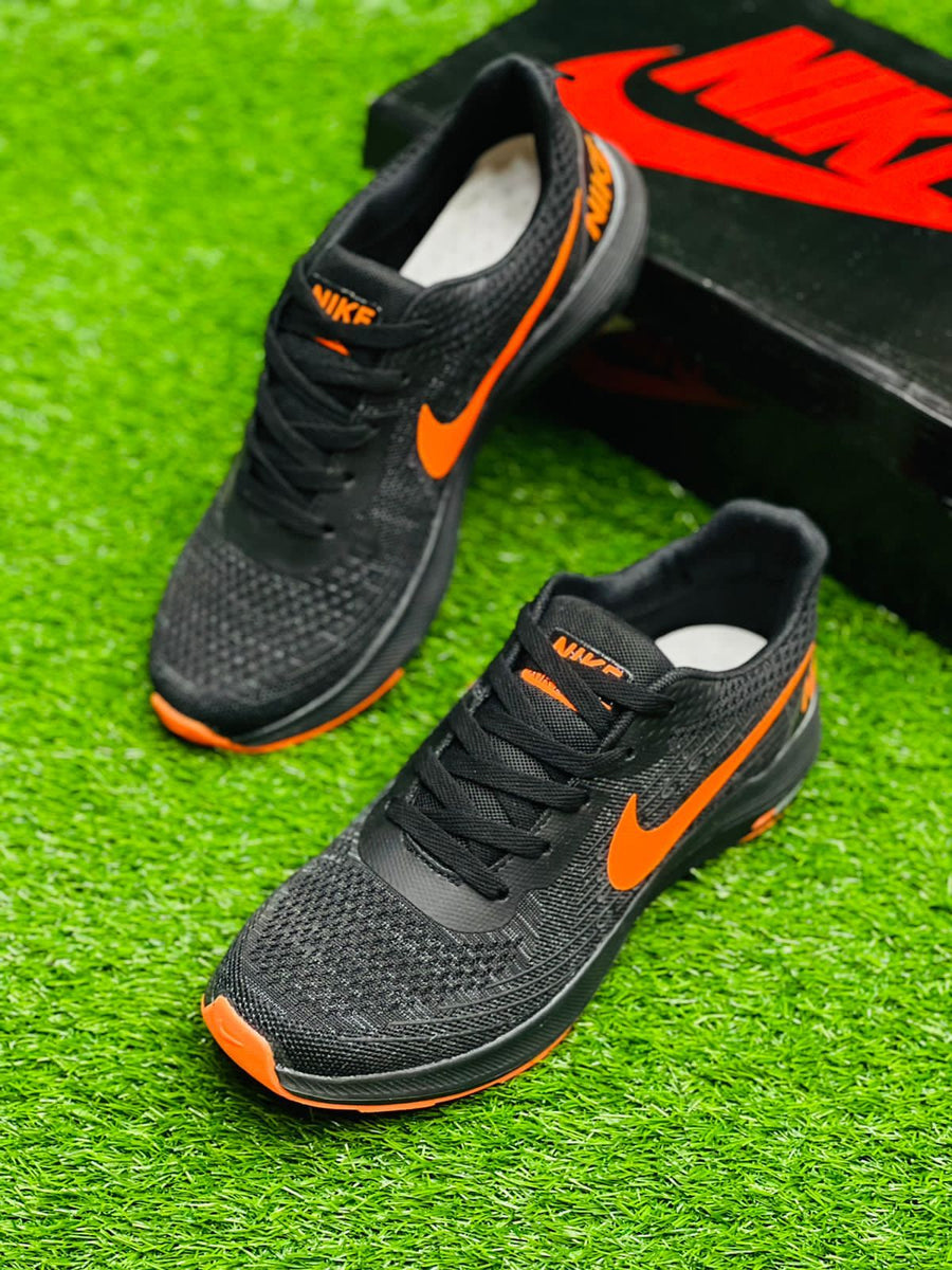 NKE Air Zoom Winflo 4 Shield Sneaklfex Sneakflex.pk
