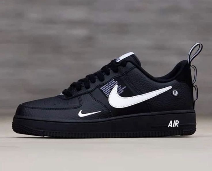 nike air force one shoelery