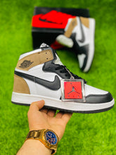 NKE - Air Jordan 1  High G V1