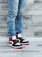 NKE - Air Jordan 1 Zoom CMFT 2