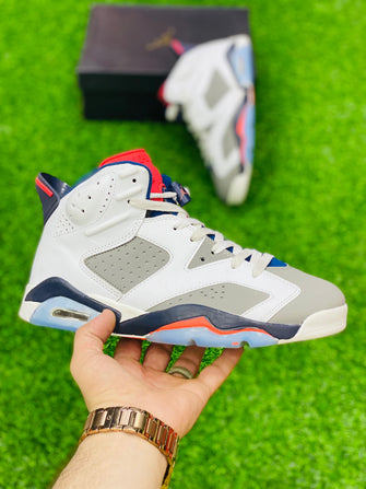 NKE - Air Jordan 6