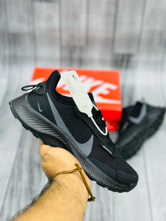 NKE - Air Zoom Spiridon Cage 2