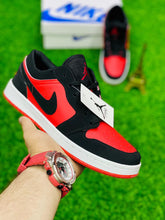 NKE - Air Jordan 1 Low Premium