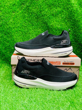 Sketchers Madicated Triple Layers