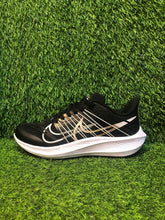 NKE - Zoom Winflo 8 Platinum Tint