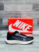 Nike - Men's Pegasus Plus