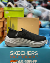 Skechers Hyper SLIPS-IN Arch