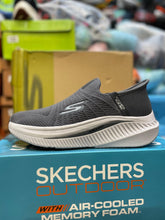 Skechers Hyper SLIPS-IN Arch