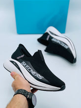 Womens Skechers Max Cushion