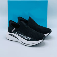 Womens Skechers Max Cushion