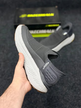 Sketchers Goodyear Slip-Ins Ultra Comfort