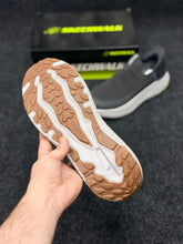 Sketchers Goodyear Slip-Ins Ultra Comfort