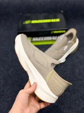 Sketchers Hands Free Slip-ins Hyper Burst