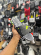 NKE - Air Max Camden Slide