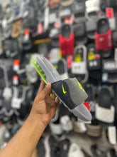 NKE - Air Max Camden Slide