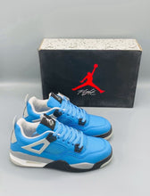 NKE - Air Jordan 4 Military Version