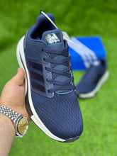 Adid EQ21 RUN SHOES