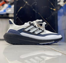 Adidas Ultraboost 22 in Pakistan